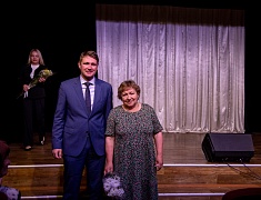 Знаки «50 лет Байкало-Амурской магистрали» вручили благовещенцам