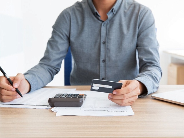 Запрет на кредиты и займы: защититесь от мошенников в один клик!