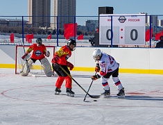 Соревнования по хоккею в рамках Международного российско-китайского фестиваля зимних видов спорта