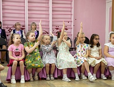 В детском саду № 32 для ребят провели обучение в рамках месячника пожарной безопасности