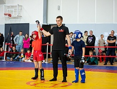 В Благовещенске прошёл открытый кубок города по спортивной борьбе на призы спортивно-патриотического клуба «Машина»