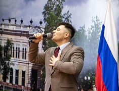  В Благовещенске чествовали работников бытового обслуживания населения