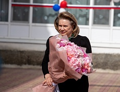 Во всех школах Благовещенска прозвенели последние звонки