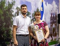 Накануне Дня работника торговли в Благовещенске чествовали руководителей, продавцов, менеджеров и официантов