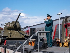 Ретропоезд «Победа» прибыл в Благовещенск