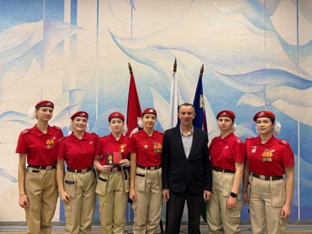 Учитель, патриот и вдохновитель: знакомимся с педагогом, который воспитывает настоящих защитников Отечества!