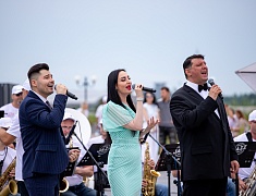 По Благовещенску прошел «Парад семей»