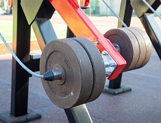 Мэр Благовещенска Олег Имамеев проверил готовность «умной» спортплощадки в Моховой Пади