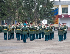 Мэр Благовещенска Олег Имамеев поздравил выпускников ДВОКУ с окончанием учебы
