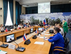 Мэр Олег Имамеев провел Координационный совет по вопросам социализации детей с инвалидностью и ОВЗ