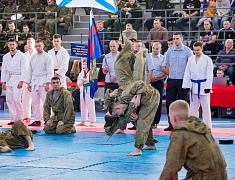 Открытый чемпионат Благовещенска среди силовых структур по армейскому рукопашному бою на кубок ДВОКУ