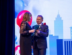  В Благовещенске прошел концерт ко Дню работников бытового обслуживания населения и жилищно-коммунального хозяйства