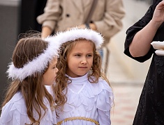 Коллективную свадьбу провели на берегу Зеи в Благовещенске