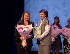 Мэр Благовещенска поздравил представителей творческих профессий с профессиональным праздником