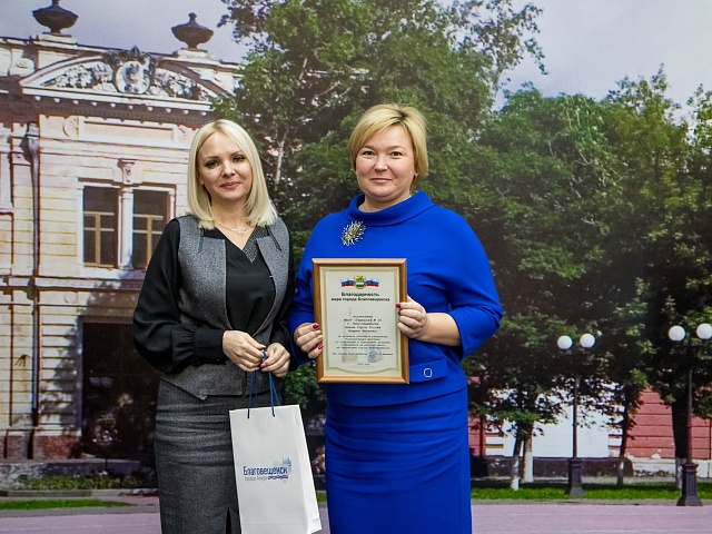 Благовещенские учителя и работники культуры снижают вес, бросают курить и приобщаются к спорту 