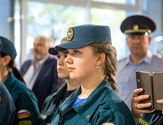 В Выставочном зале открылась персональная выставка Алексея Сидорова