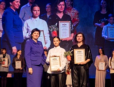 Более сорока одарённых детей получили премию мэра Благовещенска