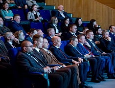 Мэр областного центра представил отчет о работе администрации