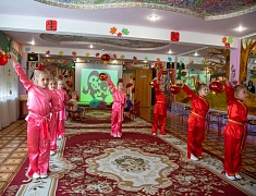 В язык и культуру Поднебесной с сентября погружаются ребята 5-7 лет в прогимназии, детских садах №4 и №28