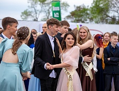 В Благовещенске отгремел выпускной