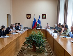 Олег Имамеев собрал оперативное совещание по организации безопасного движения на участке в районе Игнатьевского шоссе – Тепличной