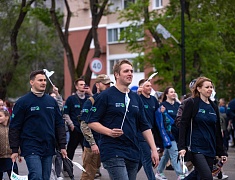 Шествие трудовых коллективов отгремело в Благовещенске!