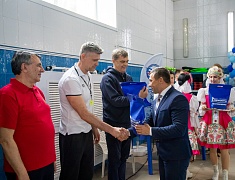 В Благовещенске впервые проходят соревнования по водному поло