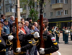 В день города прошли торжественные церемонии возложения цветов
