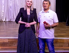 Знаки «50 лет Байкало-Амурской магистрали» вручили благовещенцам