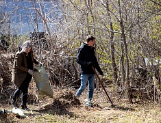 На берегах трех рек Благовещенска прошел Всероссийский субботник