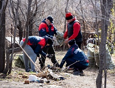 На берегах трех рек Благовещенска прошел Всероссийский субботник