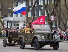 Торжественное прохождение войск в честь Дня Победы
