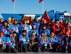 Автомобильные гонки в рамках Международного российско-китайского фестиваля зимних видов спорта