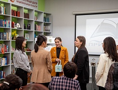 Женская делегация района Айгунь города Хэйхэ в Благовещенске