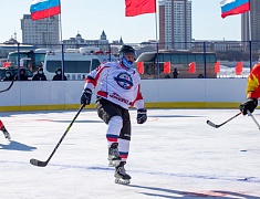 Соревнования по хоккею в рамках Международного российско-китайского фестиваля зимних видов спорта