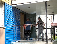 Мэр Олег Имамеев посетил добровольческий пункт помощи бойцам СВО