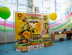 Мэр Олег Имамеев открыл соревнования по вольной борьбе