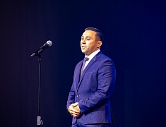 Мэр Благовещенска Олег Имамеев поздравил строителей с профессиональным праздником