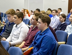 Школьники представили свои научные разработки на всероссийский конкурс научно-технологических проектов «Большие вызовы»