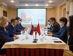 Мэр Благовещенска Олег Имамеев встретился с новым консулом КНР в Хабаровске