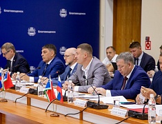 Мэр Благовещенска Олег Имамеев подвел итоги работы администрации за 2023 год