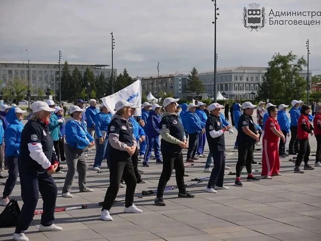 Благовещенск на один день стал городом спорта. В областном центре масштабно празднуют 170-летие! 