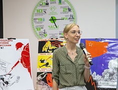 В Благовещенске открыли выставку ретро-плакатов 