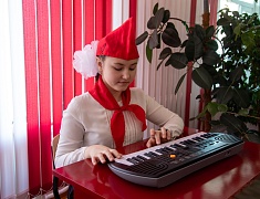 В Благовещенске с 90-летием поздравили Центр эстетического воспитания детей им. В. В. Белоглазова