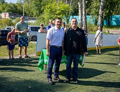 В Благовещенске юные футболисты сыграли на всесезонном корте на Нагорной
