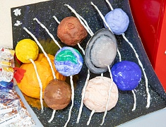 В преддверии Дня космонавтики в «космической обсерватории» прошло первое занятие с воспитанниками детского сада № 68