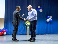 Мэр Благовещенска Олег Имамеев поздравил Судостроительный завод им. Октябрьской революции с юбилеем