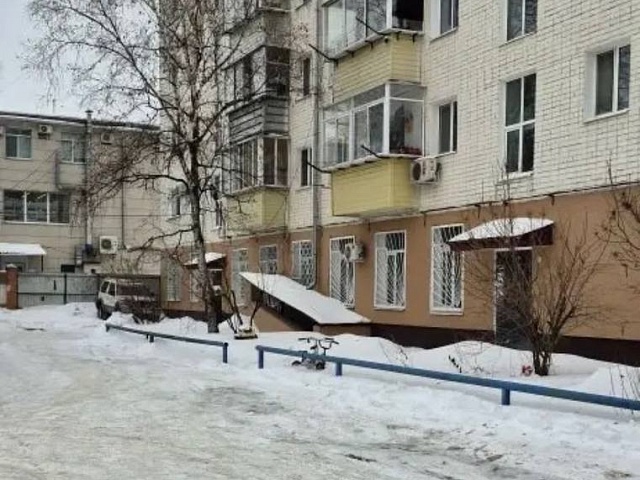 25 нарушений в очистке снега выявили во дворах областного центра за одну проверку. Управляющим компаниям выдали предписания 