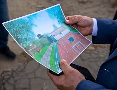 Мэр города Олег Имамеев проконтролировал ремонтные работы Дома культуры в селе Садовом