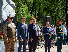 В Благовещенске открыли временный мемориал памяти участников локальных войн и конфликтов